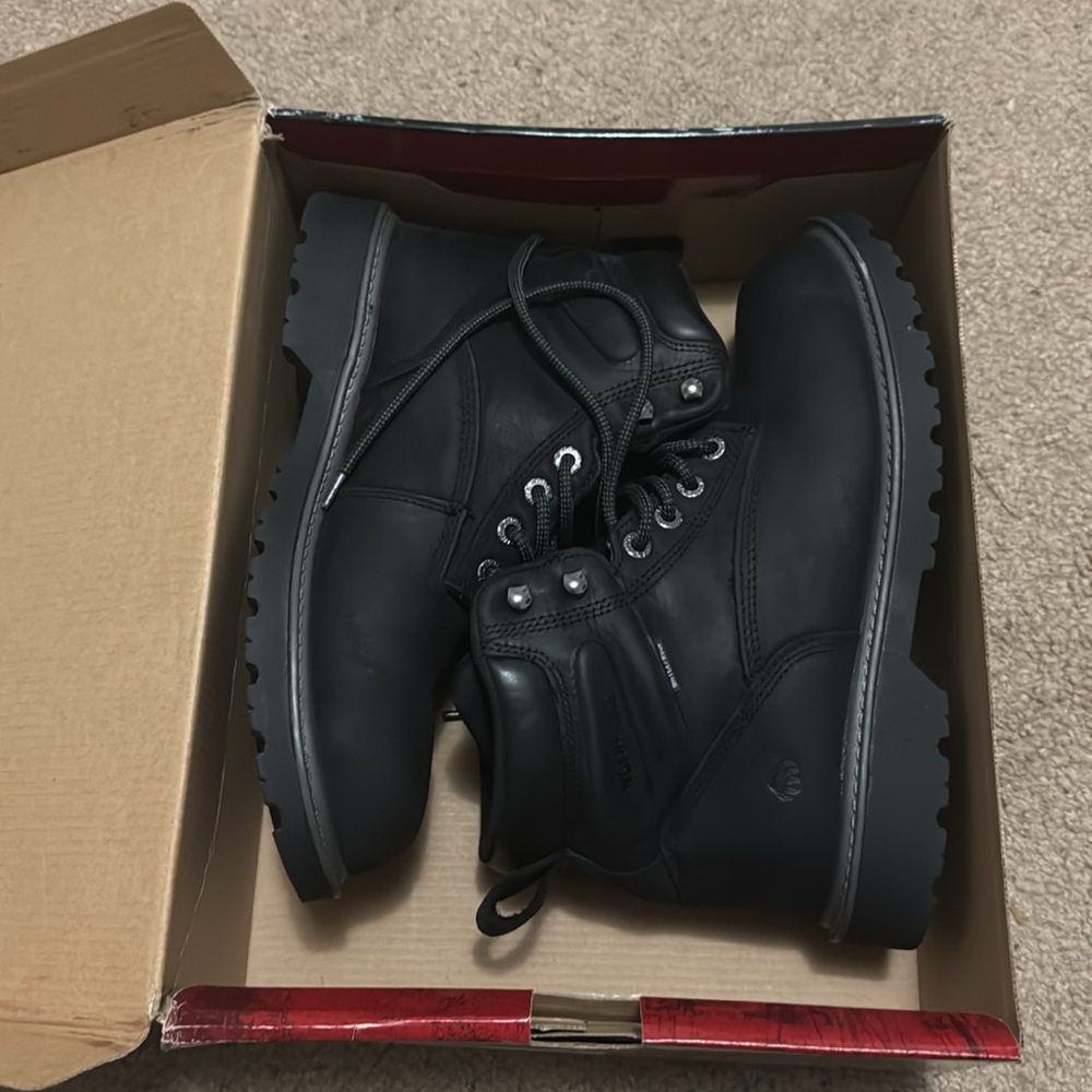 Wolverine Floorhand WP Shoe Box in Red and Black